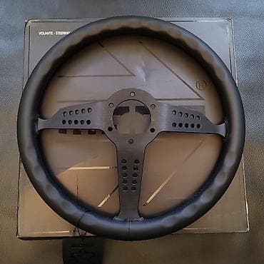 Motonəqliyyat: MOMO Grand Prix Black Edition Gövdəsi yetərincə qalın və möhkəmdir — 4