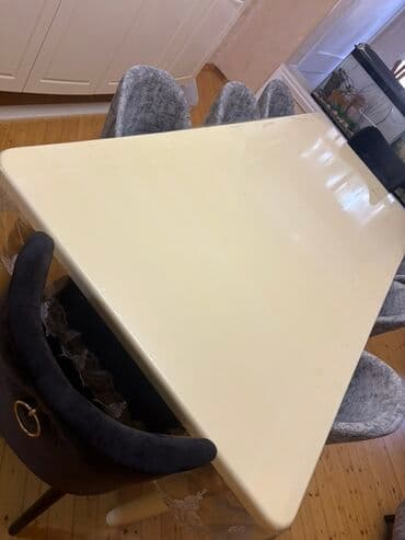 sutul stol: Qonaq otağı üçün, Açılmayan, Dördbucaq masa — 7