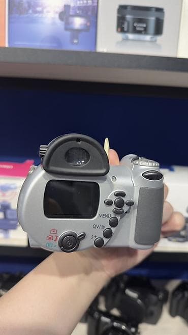 z1 compact: Minolta Dimage Z1 rəqəmsal kamera - 10x optik zoomlü sabit lens — 2