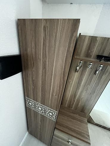 boru: İşlənmiş, 1 qapı, Güzgülü, Qəhvəyi, Açılan, Düz dolab — 4