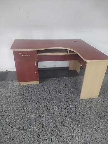 Ofis Masa satilir