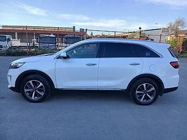 Nəqliyyat: Kia Sorento: 2 l | 2017 il Krossover — 2
