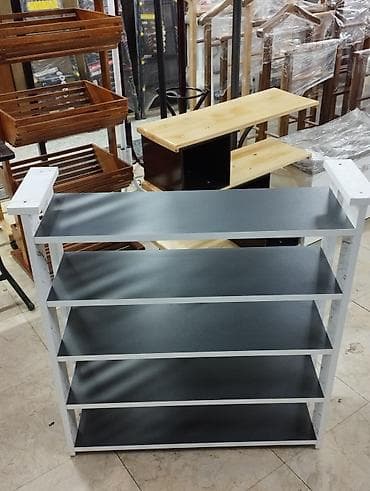 Yeni, Ayaqqabı rəfi, Düz, Azərbaycan