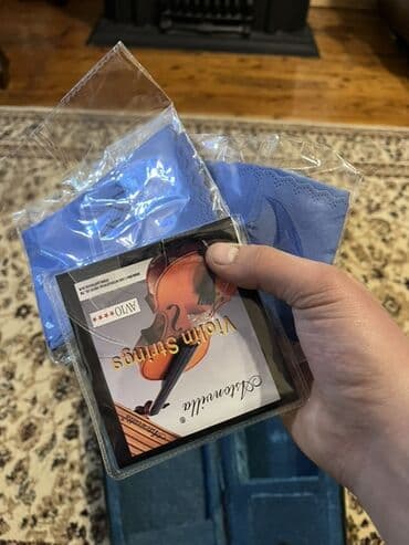 İncəsənət və kolleksiyalar: Məhsul: Klassik skripka dəsti Təsvir: - Tam ölçülü klassik skripka — 5