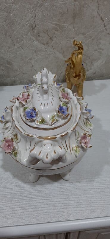 ваза для сладостей: Антикварная ваза шкатулка.фарфор, лепка.старая. в идеальном состояние — 6