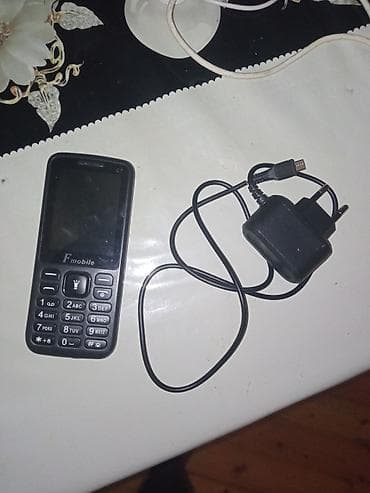 bluetooth qulaqciqlar qiymeti: Telefon, tam işlek vəziyyetdedir. tep tezedir cemi 1 ay yarım — 1