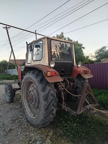 sud ceni: UMZ traktor satılır. - Qiymət: 8000 (təcili) - Heç bir problem yoxdur — 2