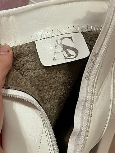 ayqqabi: Ağ bot, keyfiyyətli almaniya istehsalı — 3