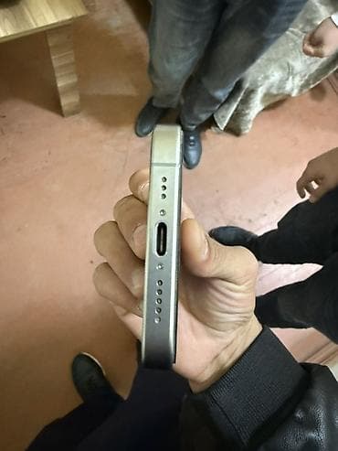 dubayski iphone satisi: IPhone 15 Pro, 256 GB, Gümüşü, Zəmanət, Barmaq izi, Face ID — 6