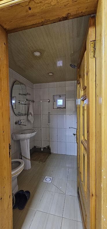 2 otaqlı mənzil kiraye: 2 kv. m, 2 otaqlı, Hovuzlu, Qaz, İşıq, Su — 9