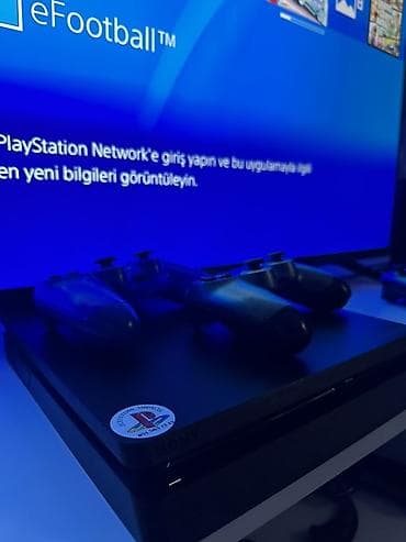 Sony PlayStation 4 Slim oyun konsolu 2 eded pult icindeki oyunlar