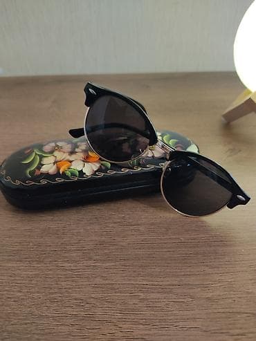 солнцезащитные средства: Солнцезащитные очки, Б/у — 2