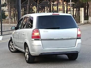 islenmis kompressor: Opel Zafira: 1.9 l | 2007 il 423000 km Van/Minivan — 5