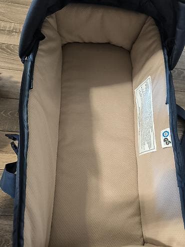 Araba-beşiklər: Çıxarılmayan beşikli araba, Chicco — 3
