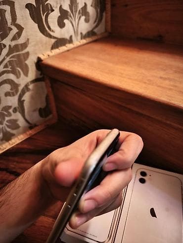 iphone 14 pro qiymet: IPhone 11, Ağ — 7