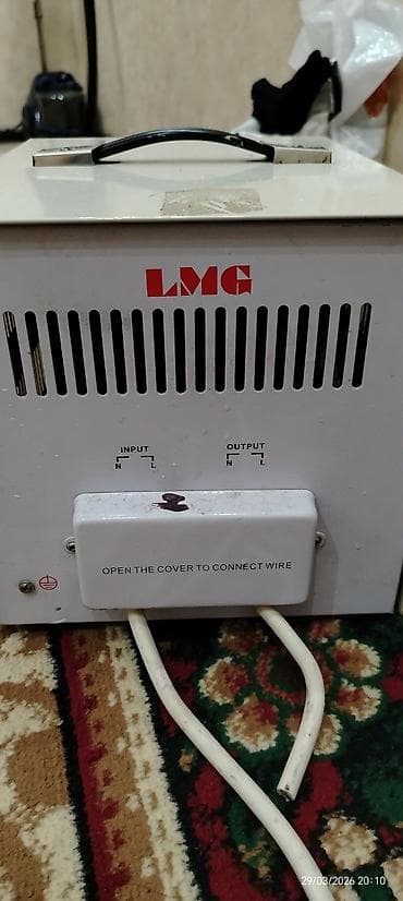 AND​ELI SVR-5000VA avtomatik gərginlik tənzimləyicisi Tam işlək