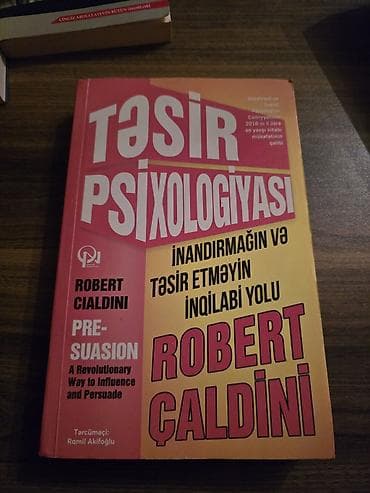Velosiped ehtiyyat hissələri: Satılır: 4 kitabdan ibarət dəst.Hamsi birlikde 50 AZN 1) Hakimiyyətin — 2