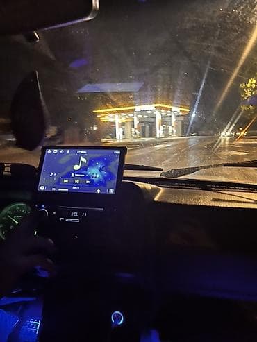 blic ip kamera: Avtomobil üçün multimedia mərkəzi – çıxarıla bilən/qatlanan sensor — 2