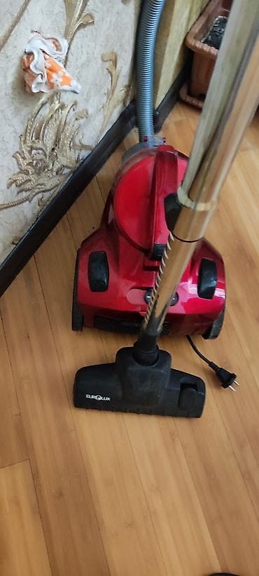 yuyucu tozsoran: - Marka: Eurollux - Rəng: Qırmızı - Tipi: Silindrik tozsoran - — 2