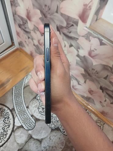 iphone 11 pro kredit: IPhone 12, Mavi — 3