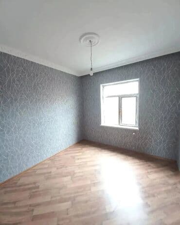 binəqədi qəsəbəsində satılan həyət evləri: Binəqədi qəs. 3 otaqlı, 90 kv. m — 3