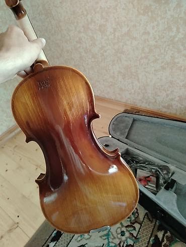 Музыкальные инструменты: Skripka Satılır Yenidir istifadə olunmayıb həvəs üçün alınıb yeni — 6