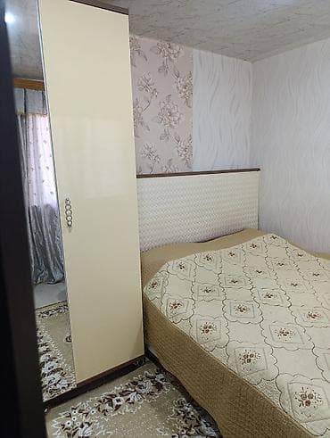 eletde bina evleri: Kirayə verilir ayliq250 manat +50 kominal isiq qaz su + 🛜 internet) — 9