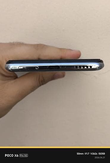 poco c61: Poco F3, 256 GB, rəng - Gümüşü, Sensor — 7
