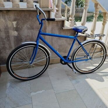 sədərəkdə velosipedlər: Mavi rəngli unisex velosiped. Geniş təkərlərə və palçıq qoruyucularına — 3