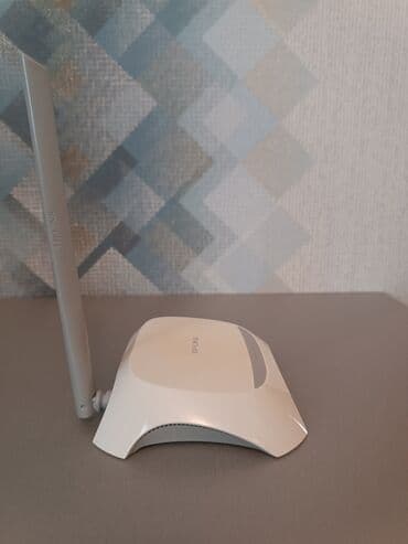 tplink modem: TP-LİNK.Modem.Heç bir qırığı yoxdur.Problemsiz işləyir.Aşağı yeri var — 7