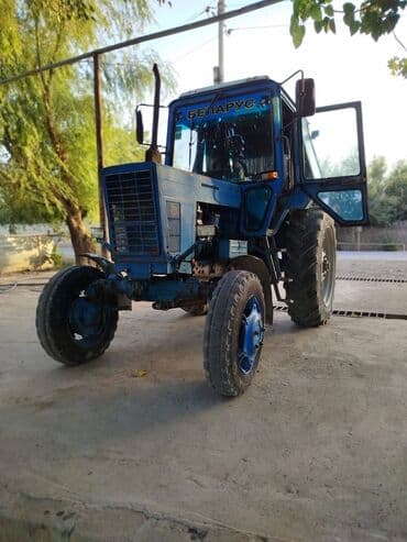 turbo az traktor belarus 82 xacmaz: Göy rəngli Belarus traktor. Traktor böyük kənd təsərrüfatı işləri üçün — 7