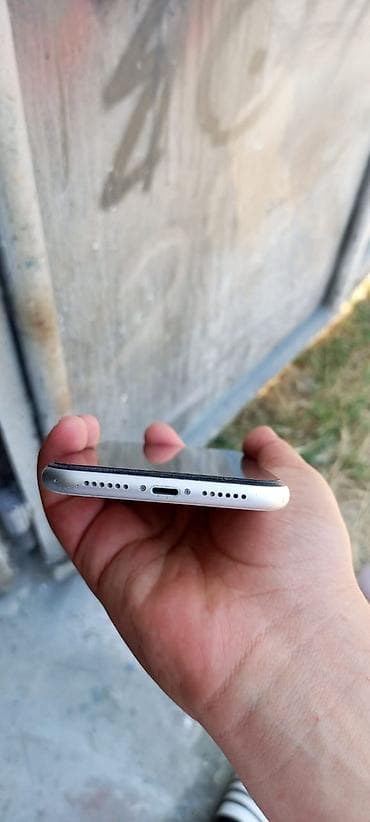 5 1: IPhone 11, 64 GB, Ağ, Face ID — 3