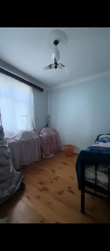 1 otaqli ev: 3 otaqlı, 70 kv. m, Orta təmir — 5