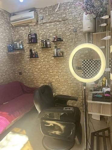 pilasdiq qapi: Xidmət: Bərbərxana Şəhərin mərkəzi küçəsində hazır bıznes kımı — 2