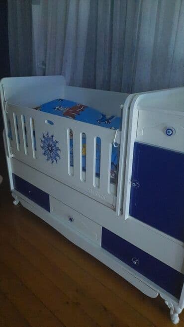 куханная мебель: Для девочки и мальчика, Новый, Четырехугольная, Колыбель, С бортиками, С матрасом, Без механизма качания — 1