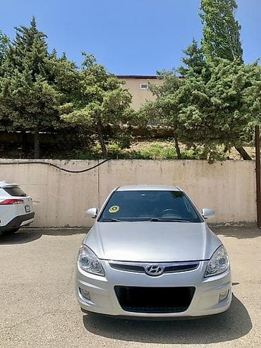 Продажа авто: Hyundai i30: 1.6 л | 2009 г. Хэтчбэк — 6