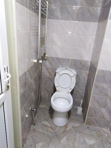 lenkeranda satilan evler: 2 otaqlı mənzil – tam təchizatlı - Geniş zal: kristal çilçıraq — 5
