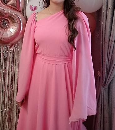 TECİLİ SATİLİR Şık qadın gecə/gecəlik paltarı – açıq çəhrayı rəng -