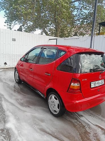 qadın maşınları ucuz: Mercedes-Benz A 160: 1.6 l | 1999 il Hetçbek — 2