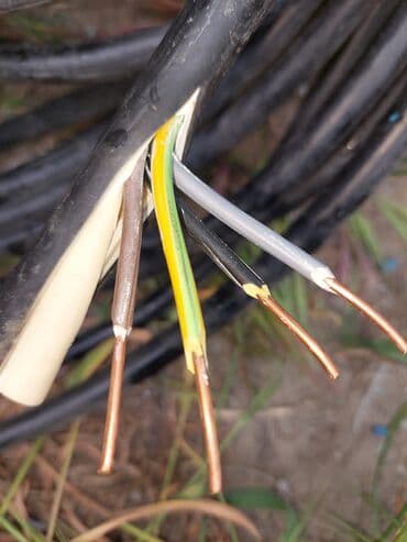 4×4kabel mis 20 metir.60azn