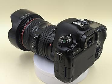 Canon EOS 6D Mark II + Canon EF 24-105mm f/4L IS USM dəst. 130K — 5