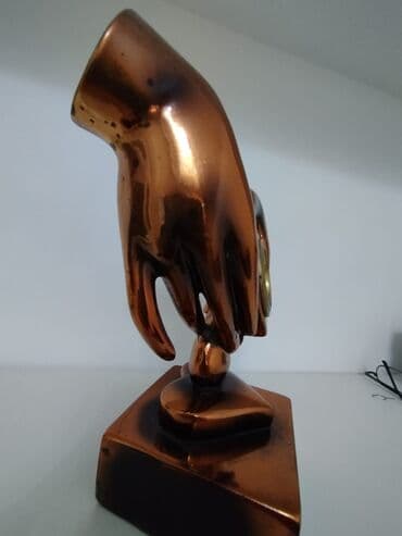 Uşaq geyimi və ayaqqabıları: Suviner hün 25 sm şəkil qoymaq olar icinə Dəmirdəndir Alınıb 35 azn — 3