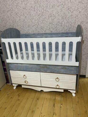 quba mebel: Oğlan və qız üçün, İşlənmiş, Dördbucaq, Beşik, Matras ilə, Yellənmə mexanizm ilə — 1