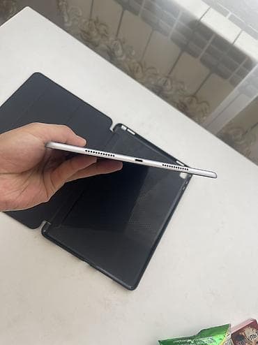 ipadlar: İpad Pro 9.7 İdeal veziyyetdedir her birşeyi işleyir demek olar yeni — 3