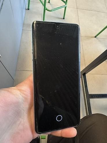 Фото и видеокамеры: Redmi Note 13 Pro+, 256 ГБ, цвет - Серебристый, Гарантия, Кнопочный, Отпечаток пальца — 1