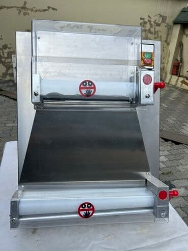 Bu, xəmir yaymaq üçün istifadə olunan paslanmayan poladdan hazırlanmış lalafo.az -da Bu, xəmir yaymaq üçün istifadə olunan paslanmayan poladdan hazırlanmış