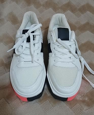 kedi: Ölçü: 36, rəng - Ağ, Yeni — 2