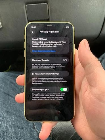 iphone xs kamera: IPhone 11, Sarı, Face ID — 4