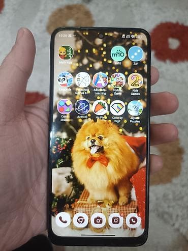 Xiaomi Redmi smartfon - Model: Redmi (arxa paneldə Redmi loqosu, 50MP