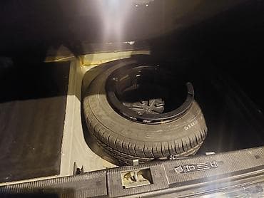 mersedes 190e: Mercedes-Benz E 200: 2 l | 1998 il Sedan — 10